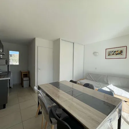Maison Duplex Avec Terrasse, 2 Chambres, Piscines Et Parking - Fr-1-382-19 * Salavas